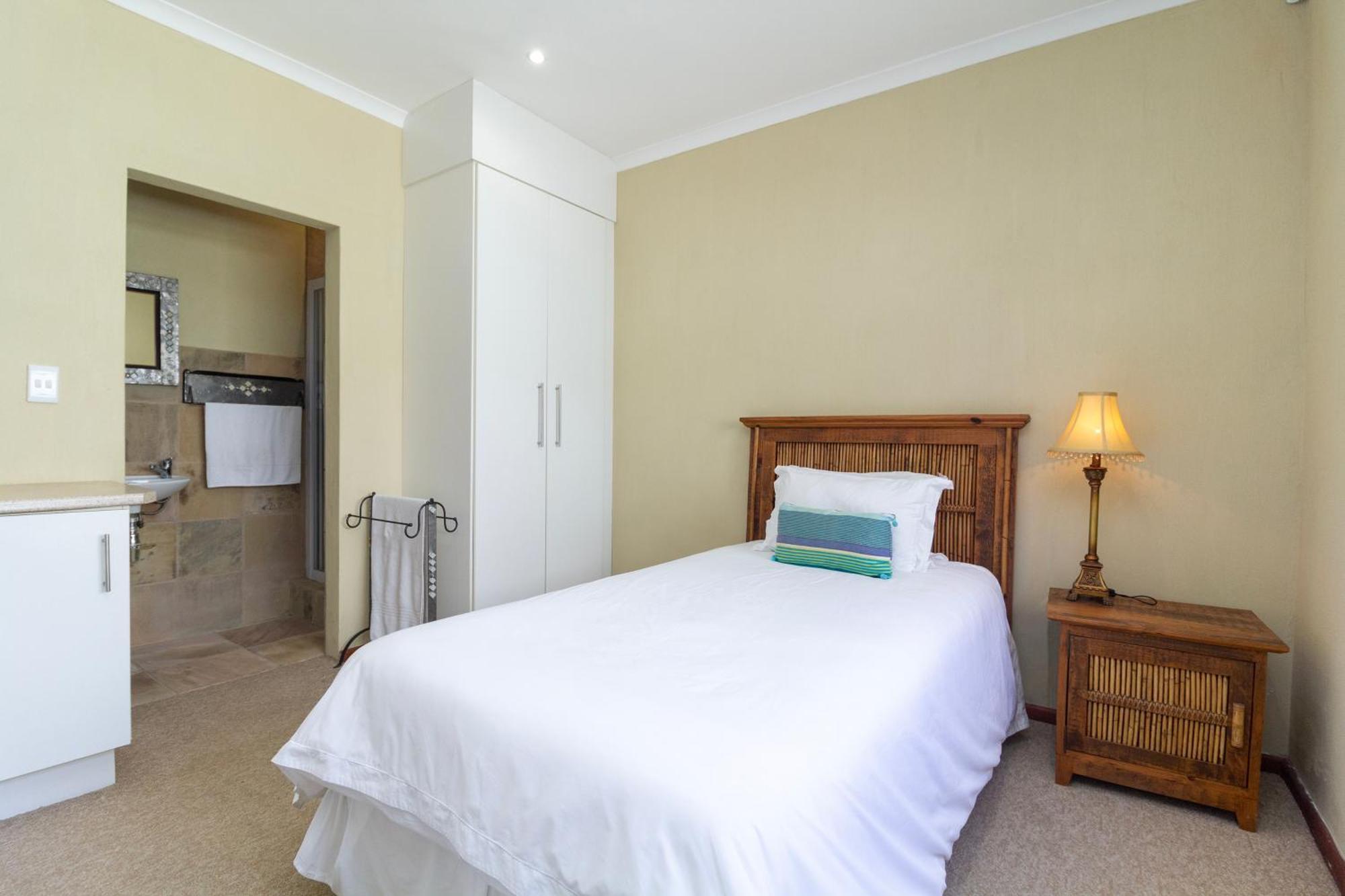 Whale Waters Self Catering Gansbaai Daire De Kelders Dış mekan fotoğraf